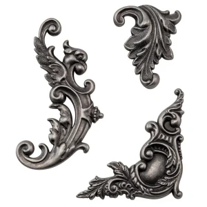 Metal Adornments Flourish / Adornos de Metal